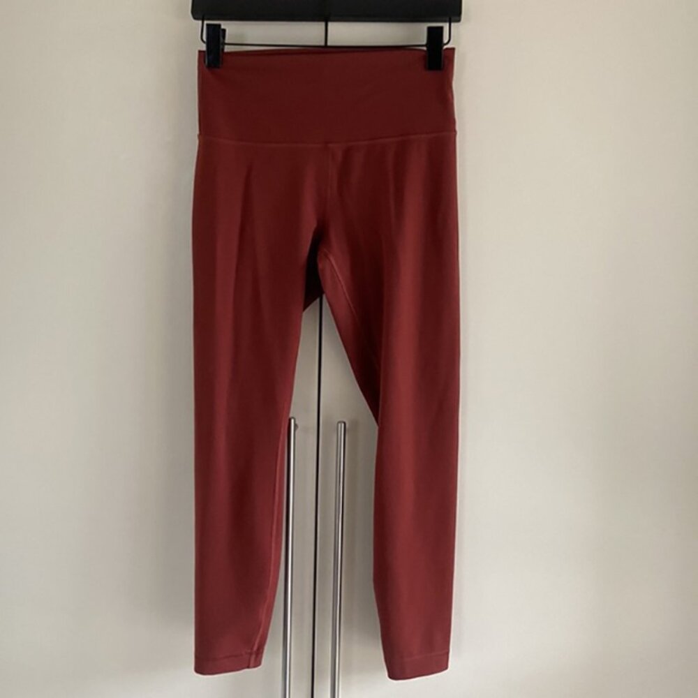 Lululemon Wunder Train High-Rise Tight 25" EUC - Picture 3 of 12